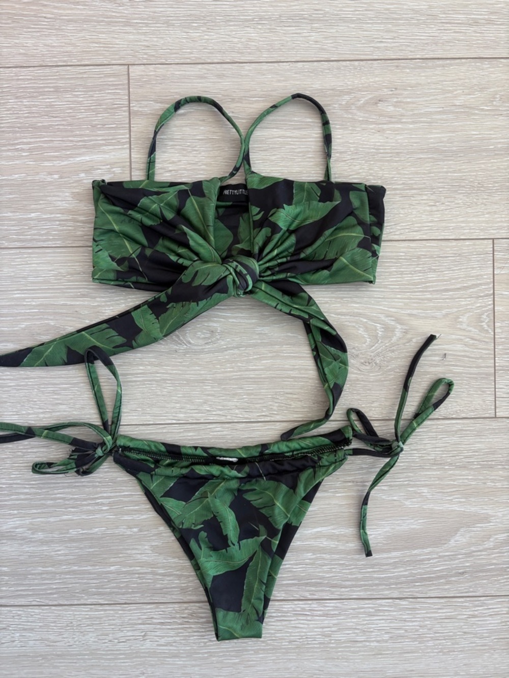 PrettyLittleThing Green Leaf Print Tie Bikini Set